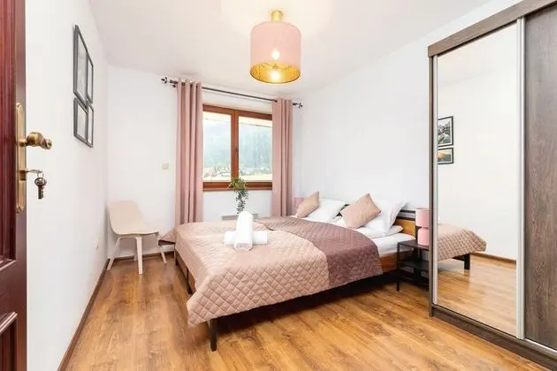 Apart Daire, 2 Yatak Odası, Balkon, Dağ Manzaralı