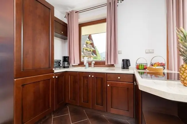 Apart Daire, 2 Yatak Odası, Balkon, Dağ Manzaralı