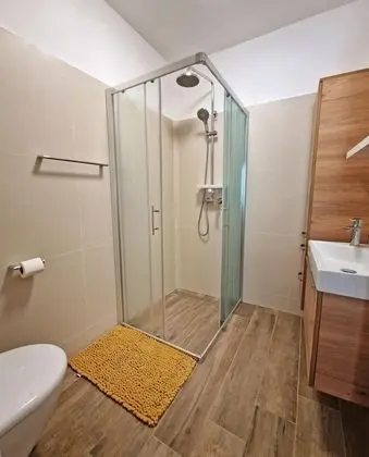 Apart Daire, 2 Yatak Odası, Balkon