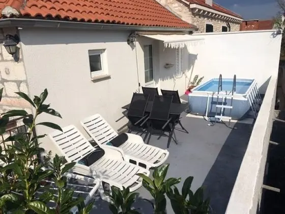 Apart Daire (Two Bedroom Apartment with Terrace)
