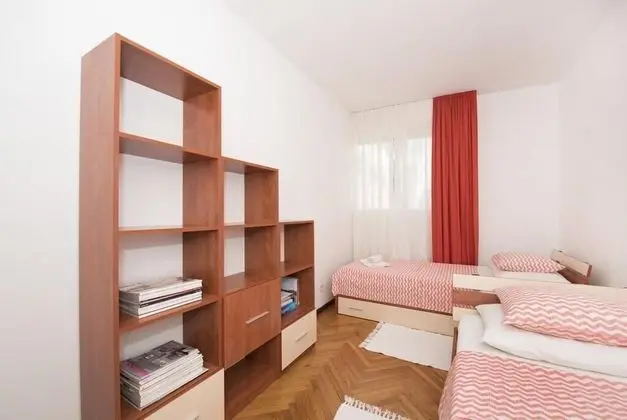 Apart Daire (Two Bedroom Apartment with Balcony)