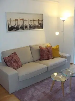 Apart Daire (Two Bedroom Apartment with Balcony)