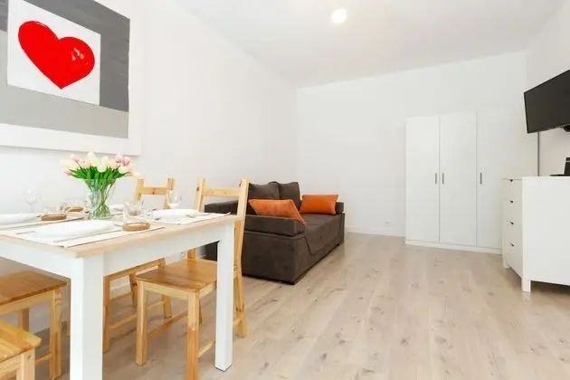 Apart Daire, 1 Yatak Odası, Balkon, Bahçe Manzaralı