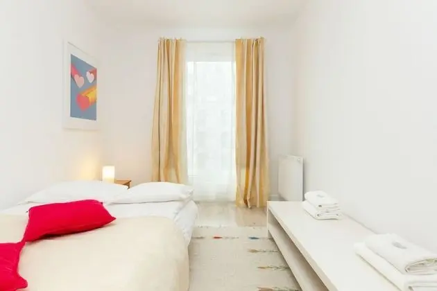 Apart Daire, 1 Yatak Odası, Balkon, Bahçe Manzaralı
