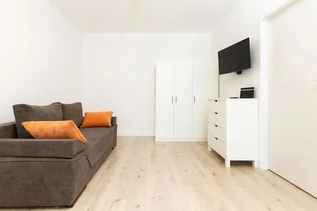 Apart Daire, 1 Yatak Odası, Balkon, Bahçe Manzaralı