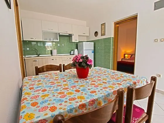 Apart Daire, 2 Yatak Odası (116/9644)