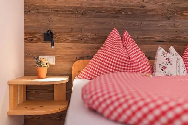 Tek Büyük Yataklı Oda, Balkon