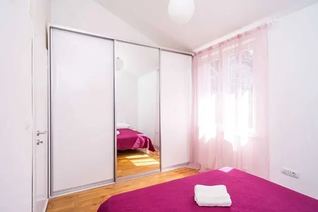 Apart Daire (Two Bedroom Apartment with Balcony)