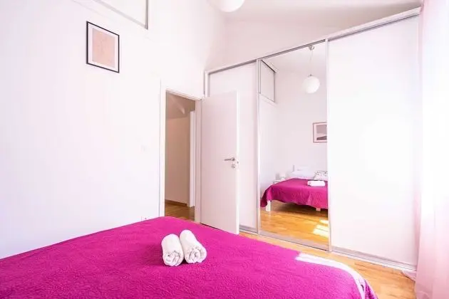 Apart Daire (Two Bedroom Apartment with Balcony)