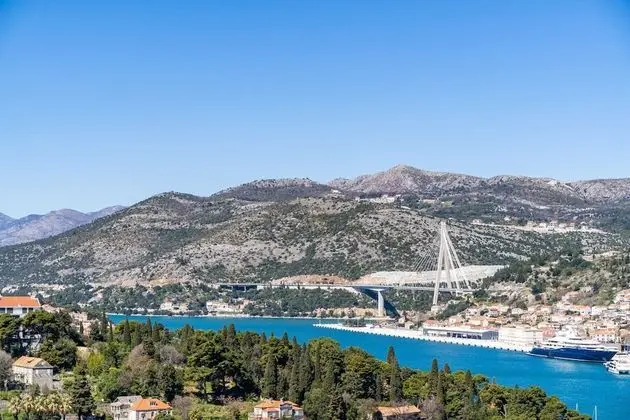 Apart Daire (Two Bedroom Apartment with Balcony)