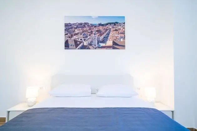 Apart Daire (Three Bedroom Apartment with Terrace)