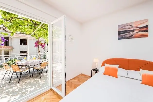 Apart Daire (Two Bedroom Apartment with Balcony)