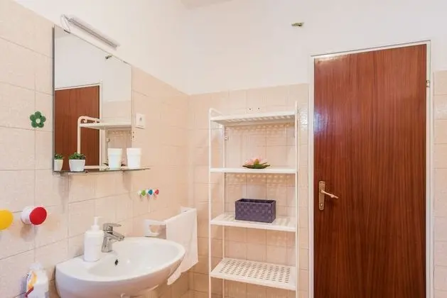 Apart Daire (Two Bedroom Apartment with Balcony)