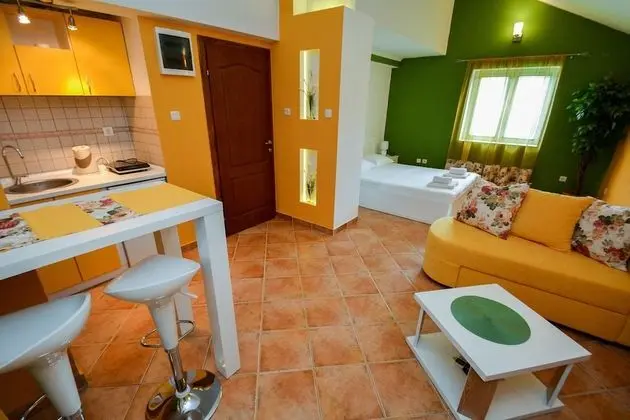 Romantic Stüdyo, Bahçe Manzaralı