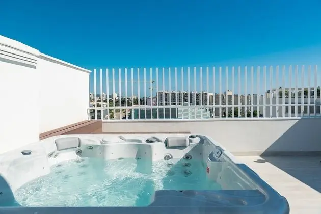 Luxury Apart Daire, Jakuzi