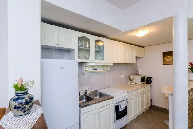 Apart Daire (One-Bedroom Apartment)