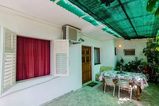 Apart Daire (One-Bedroom Apartment)