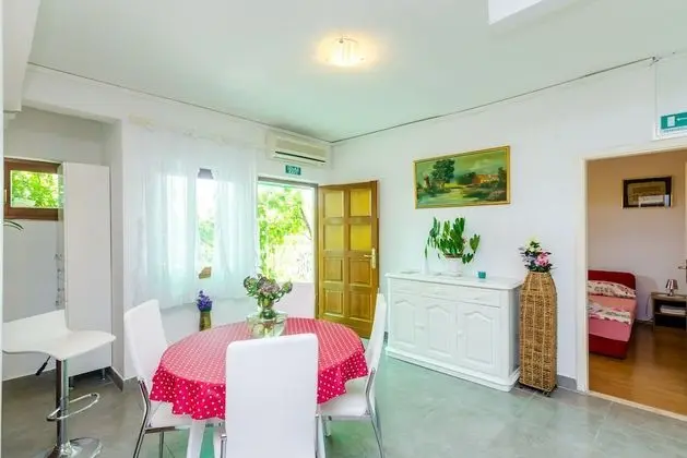 Apart Daire (One-Bedroom Apartment)