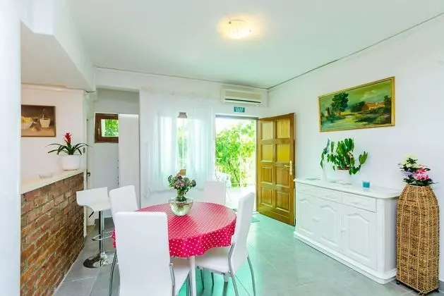 Apart Daire (One-Bedroom Apartment)