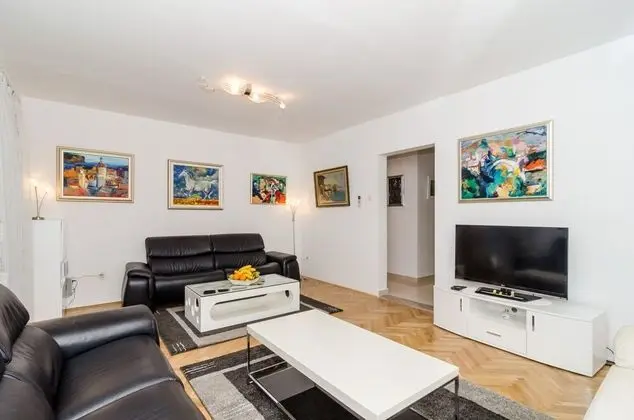Apart Daire (Two-Bedroom Apartment)