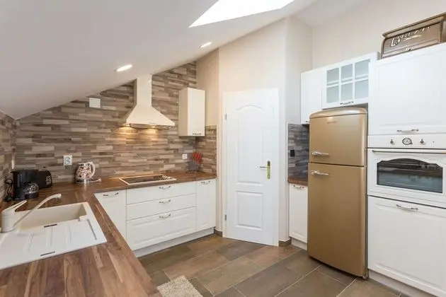 Apart Daire (Three Bedroom Apartment with Terrace)