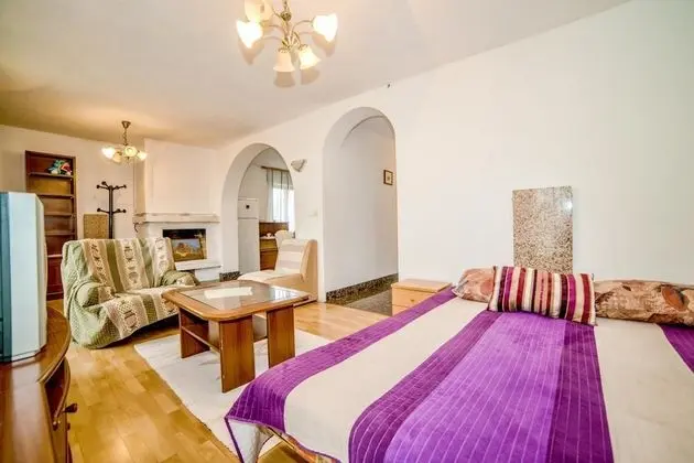 Apart Daire, 2 Yatak Odası (378/858)