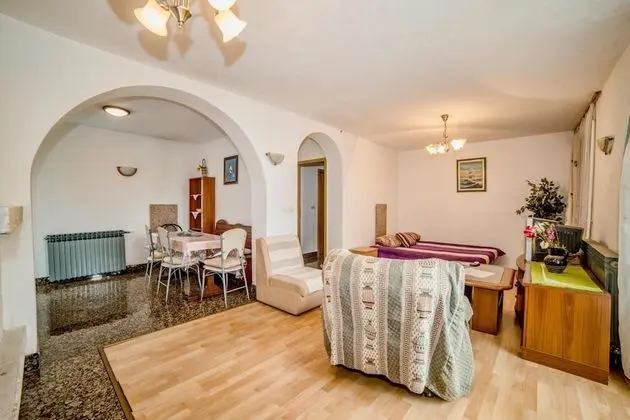 Apart Daire, 2 Yatak Odası (378/858)