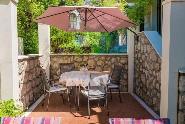 Apart Daire, 2 Yatak Odası, Şömine