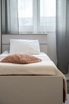 Apart Daire (Two Bedroom Apartment with Balcony)