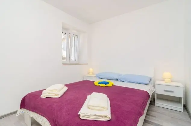 Apart Daire (One Bedroom Apartment with Balcony an)