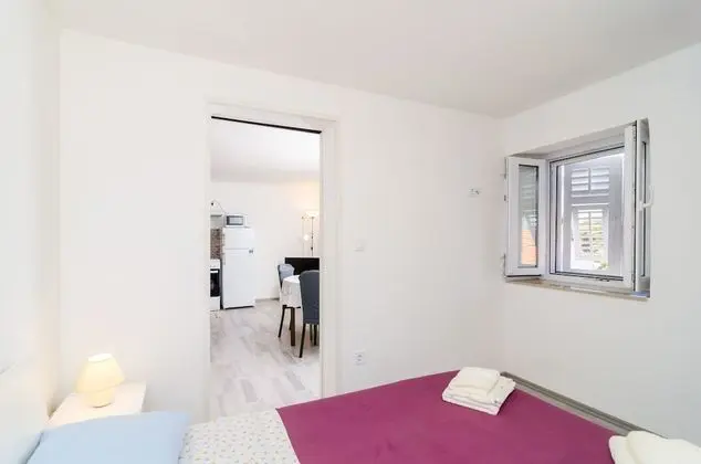 Apart Daire (One Bedroom Apartment with Balcony an)