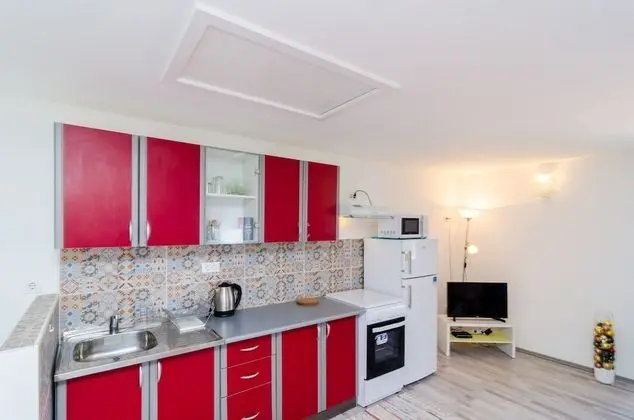 Apart Daire (One Bedroom Apartment with Balcony an)
