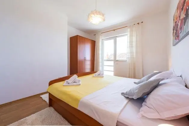 Standard Apart Daire, 3 Yatak Odası, Balkon, Kısmi Manzaralı