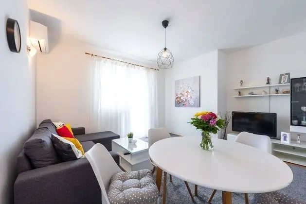 Standard Apart Daire, 3 Yatak Odası, Balkon, Kısmi Manzaralı