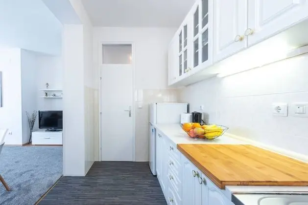 Standard Apart Daire, 3 Yatak Odası, Balkon, Kısmi Manzaralı