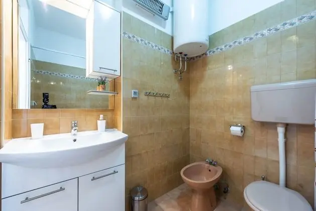 Standard Apart Daire, 3 Yatak Odası, Balkon, Kısmi Manzaralı