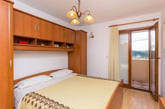 Apart Daire (Two Bedroom Apartment with Balcony)