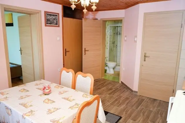 Apart Daire (Apartment Jorsi with Balcony)