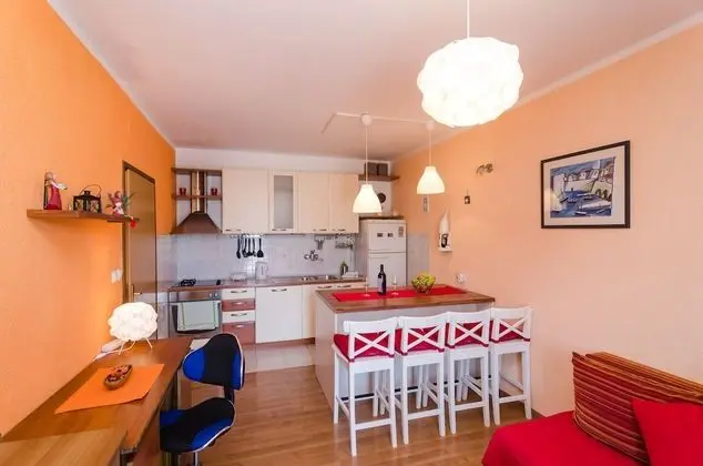 Apart Daire (One Bedroom Apartment with Balcony)