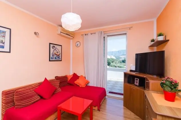 Apart Daire (One Bedroom Apartment with Balcony)