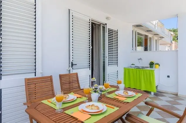 Apart Daire (One Bedroom Apartment with Balcony)