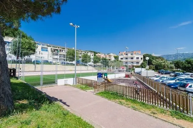 Apart Daire (One Bedroom Apartment with Balcony)