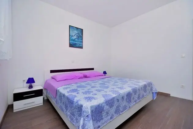 Economy Apart Daire, Park Manzaralı