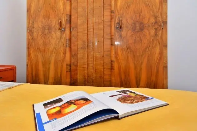 Economy Apart Daire, Park Manzaralı