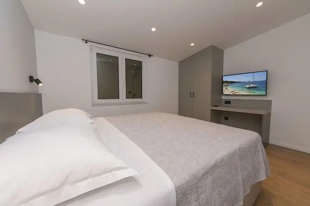 Luxury Apart Daire, Deniz Manzaralı