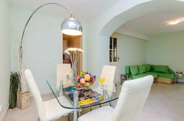 Apart Daire (One Bedroom Apartment with Terrace A2)