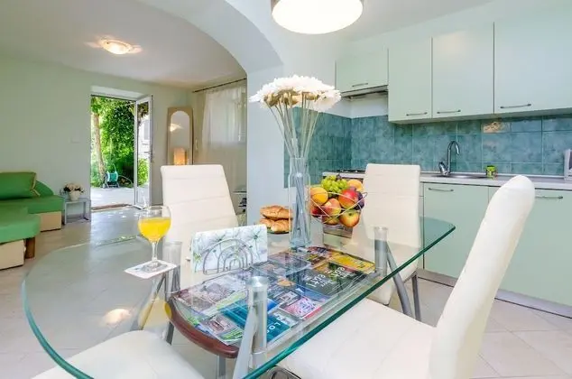 Apart Daire (One Bedroom Apartment with Terrace A2)