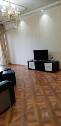 Apart Daire (8 Simon Kandelaki Str)