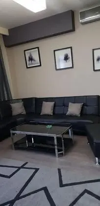Apart Daire (8 Simon Kandelaki Str)