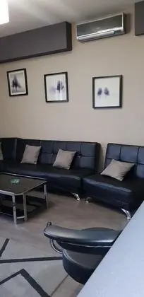 Apart Daire (8 Simon Kandelaki Str)